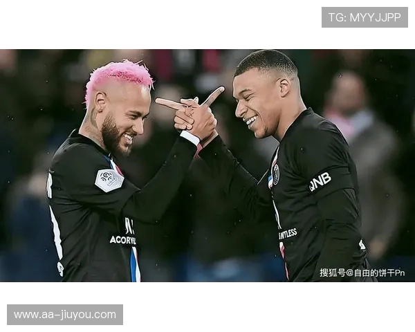 内马尔脚后跟轻拨挑传，创造绝妙空间，开启新时代足球艺术