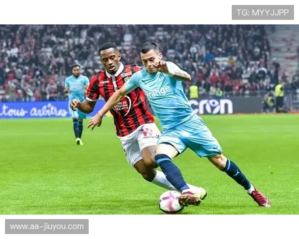 安德莱赫特凭借连续传递找到禁区空档——战术美学与训练之道